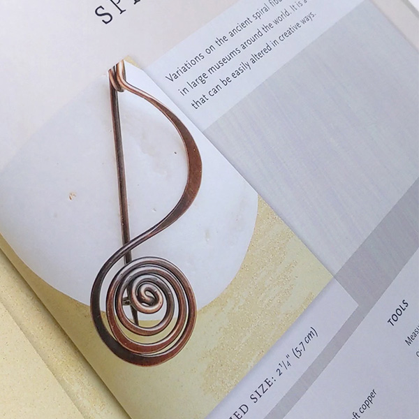 *Mallikappale* Korukirja: Contemporary Copper Jewelry  Step-by-step Techniques and Projects, lue info