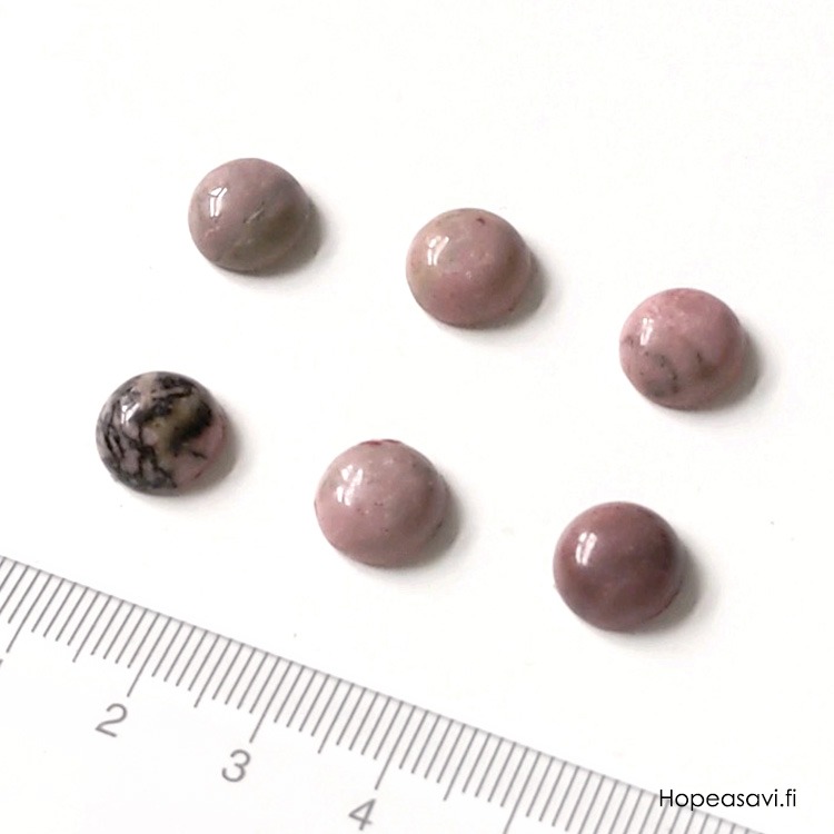 Rodoniitti, py�r�hiottu kapussi, ympyr� 10mm, tasainen tausta, kuvassa #102, uniikki kivi